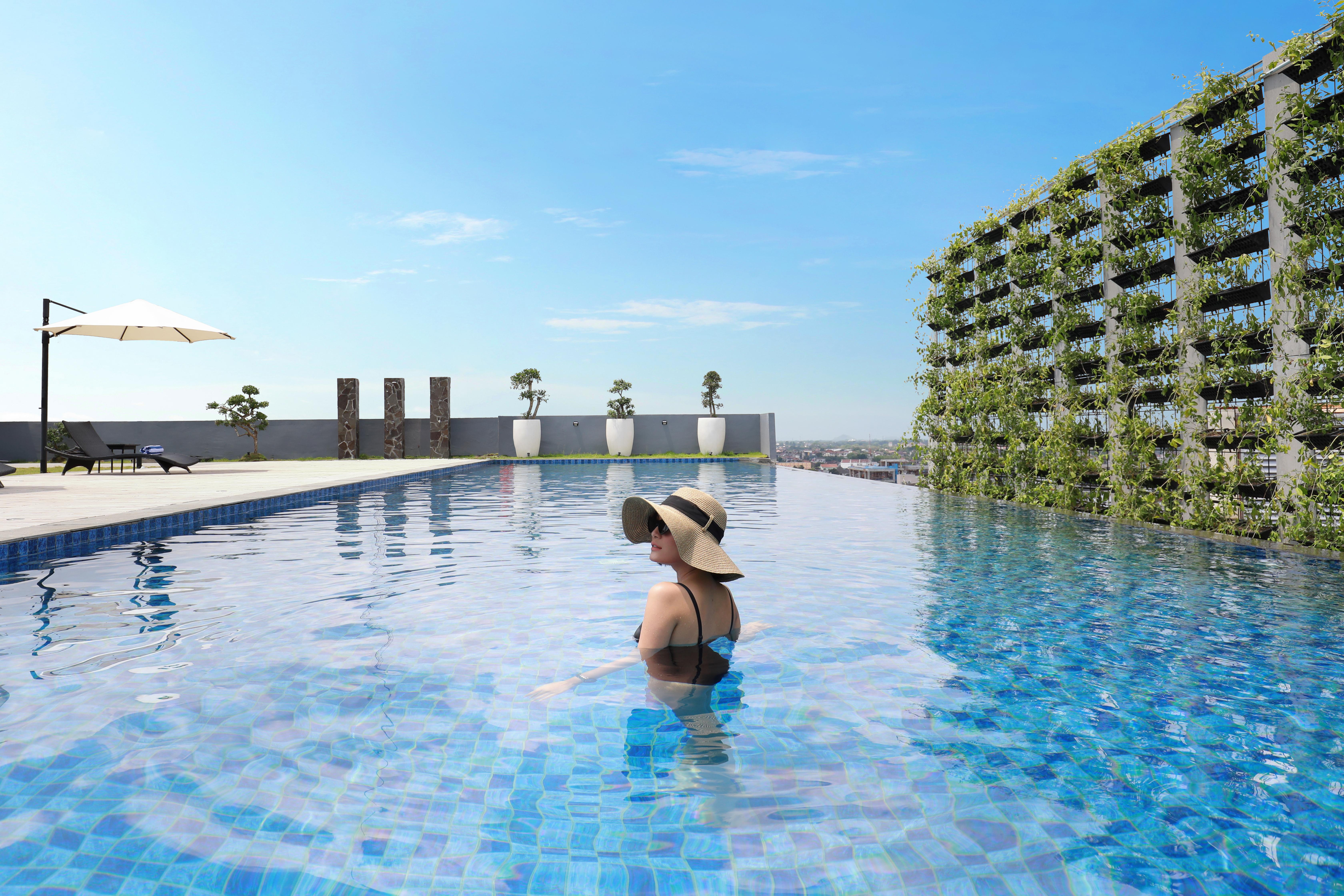 Novotel Suites Yogyakarta Malioboro Kültér fotó