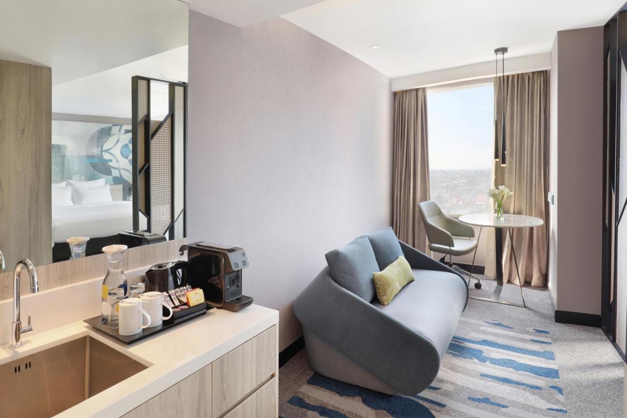 Novotel Suites Yogyakarta Malioboro Kültér fotó